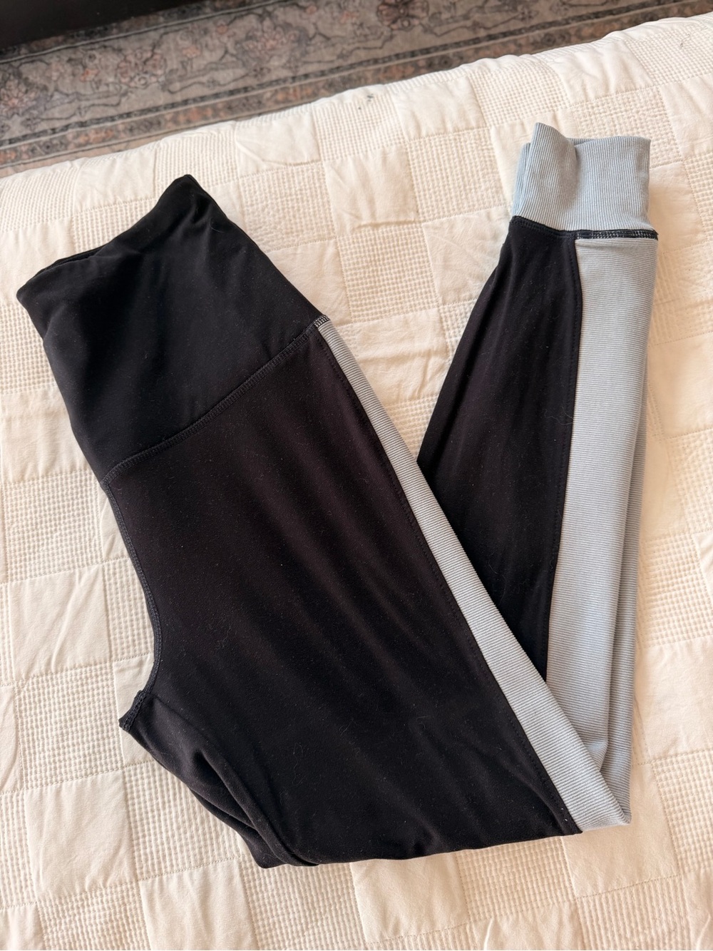 ZELOS Leggings Colorblock Black and Light Gray Small Fair Condition
